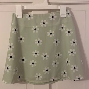 Princess Polly light green, junior girls floral skirt.